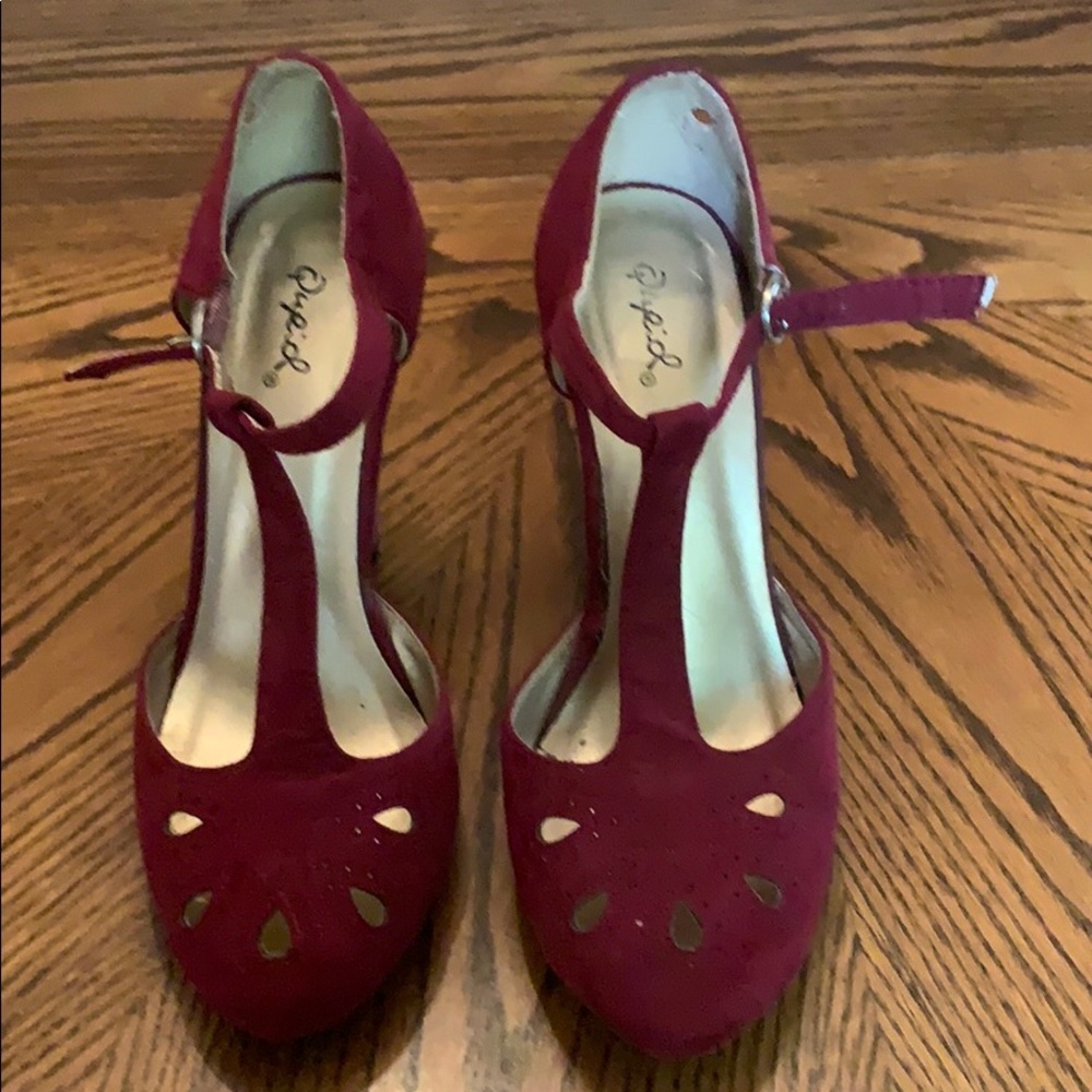 Burgundy high heel shoes